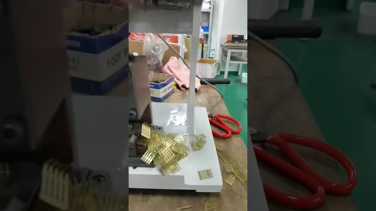 Terminal Machine + Horizontal Mold Quickly Cutting Products in Continuous Crimping Mode #factory